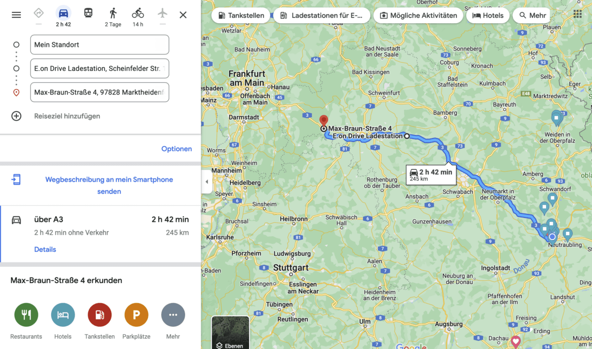 In Google Maps wird eine 245 Kilometer lange, erstellte Route von Regensburg nach Marktheidenfeld mit einem Ladestopp angezeigt.